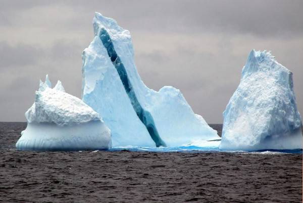 Удивительные айсберги 