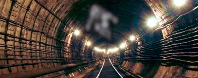 призрак в метро