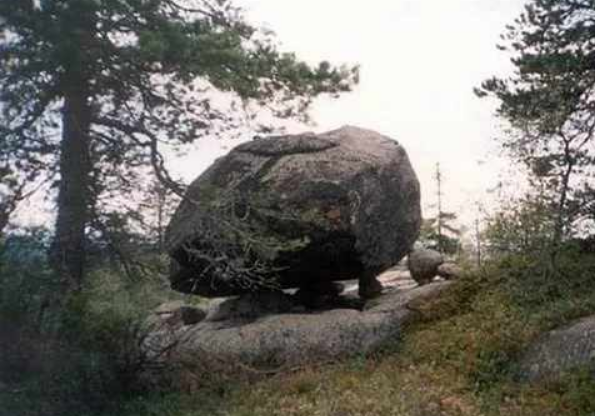 камень алатырь