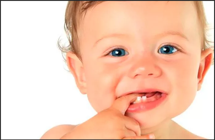 первый зуб у ребенка