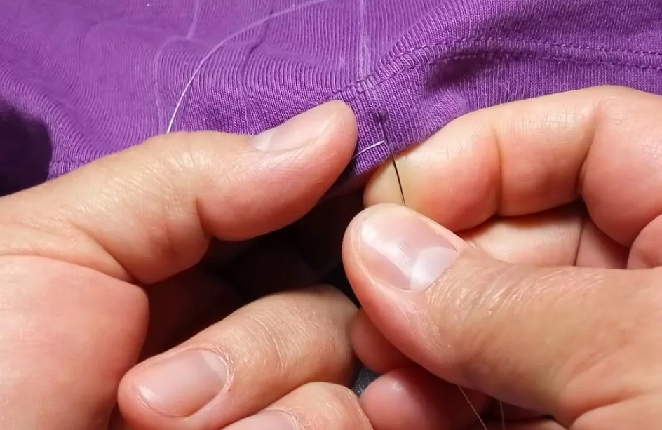 уколоть палец во время шитья обновки