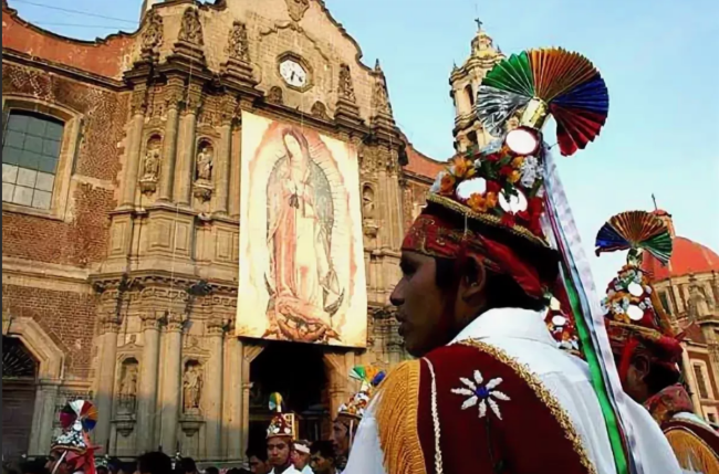 Праздник Девы Марии Гваделупской в Мексике.