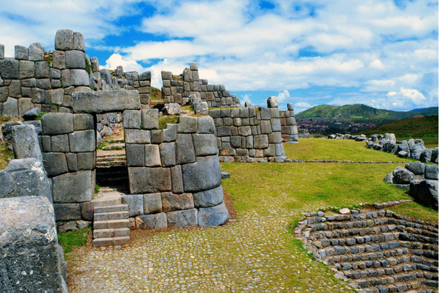 Загадки стен Саксайуамана Куско Перу